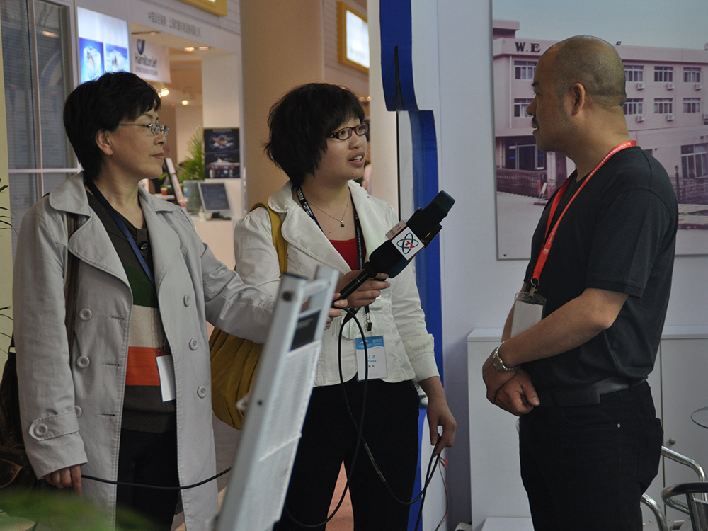 2011年中央電視臺(tái)采訪公司董事長(zhǎng)